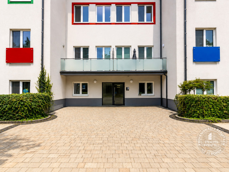  2-izb. byt, NOVOSTAVBA BREZINY, parkovacie miesto, Lozorno