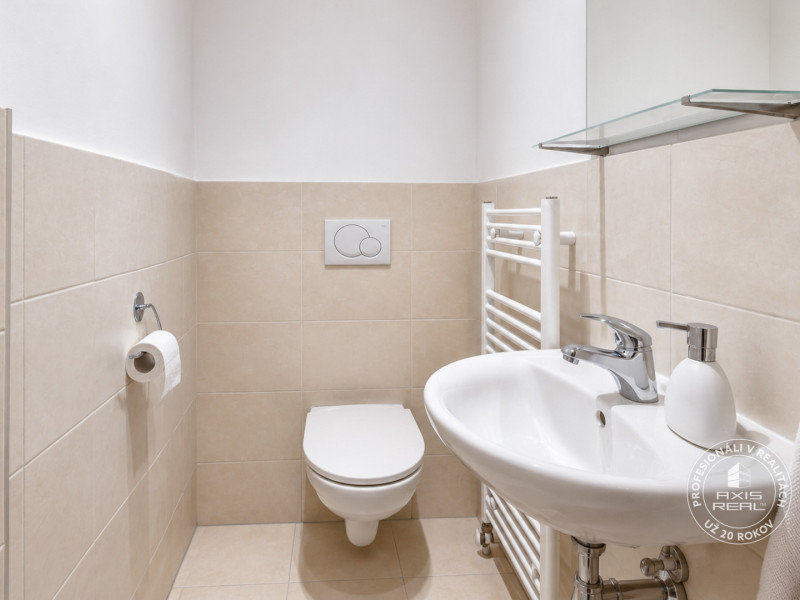  Elegantný zariadený 2i byt 60 m2 v City Gate, Laurinská ul
