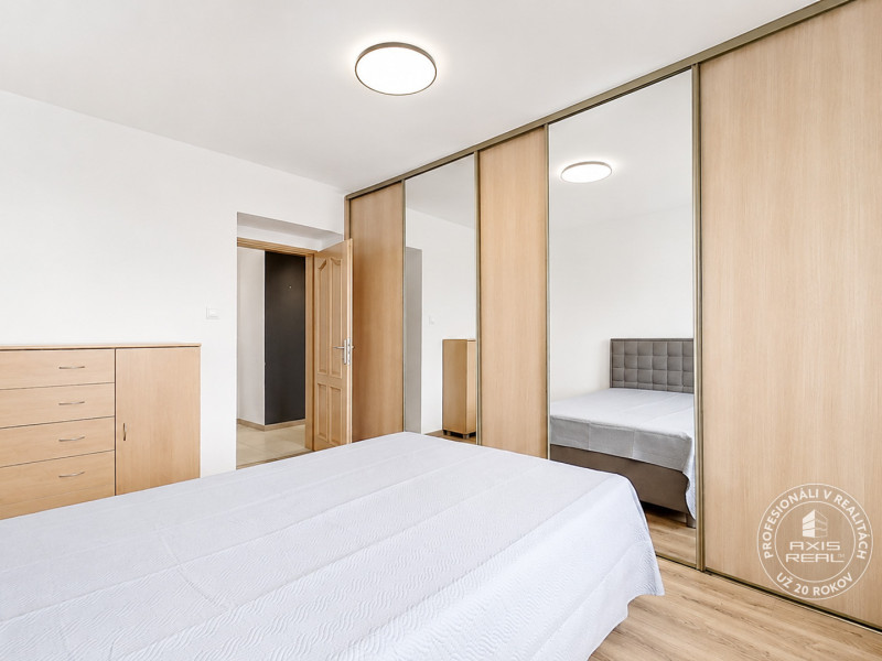 Sale One bedroom apartment, One bedroom apartment, Obrancov mieru, Sta