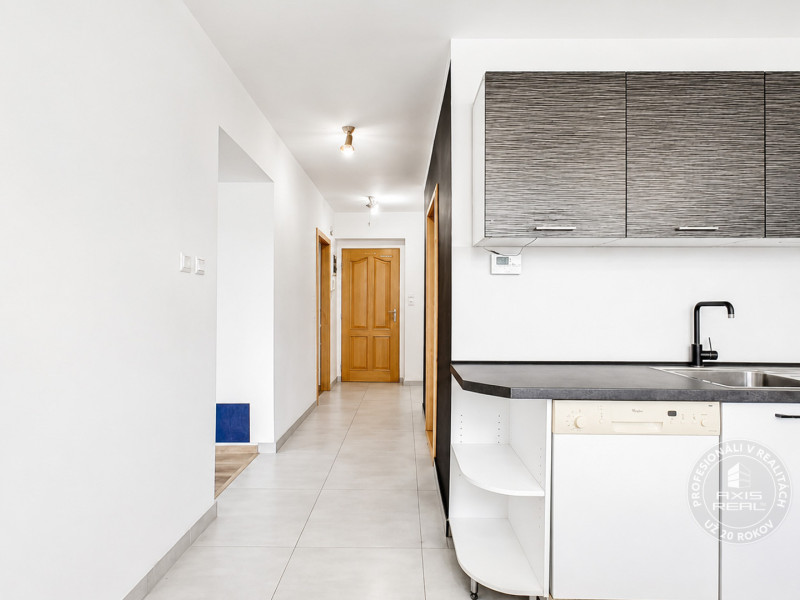 Sale One bedroom apartment, One bedroom apartment, Obrancov mieru, Sta