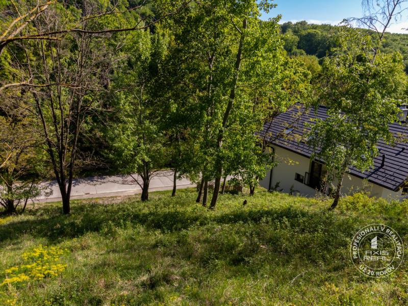  Nice building plot (859 m2) in Marianka