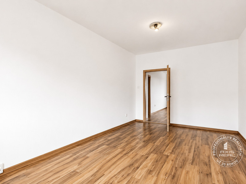  3-izbový byt, Stará Ľubovňa, Námestie gen. Štefánika