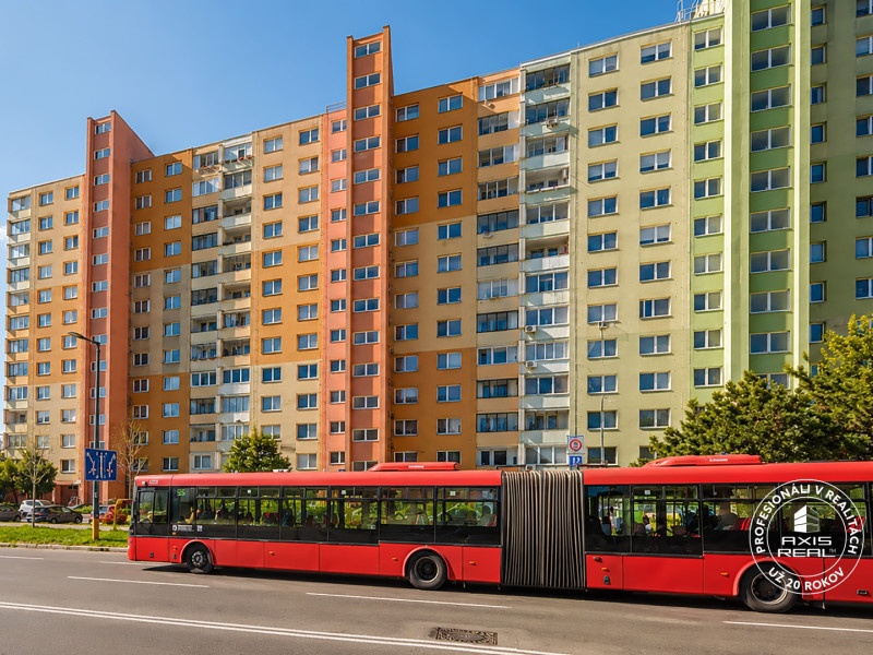  3-izbový byt na predaj | Námestie Hraničiarov | Petržalka