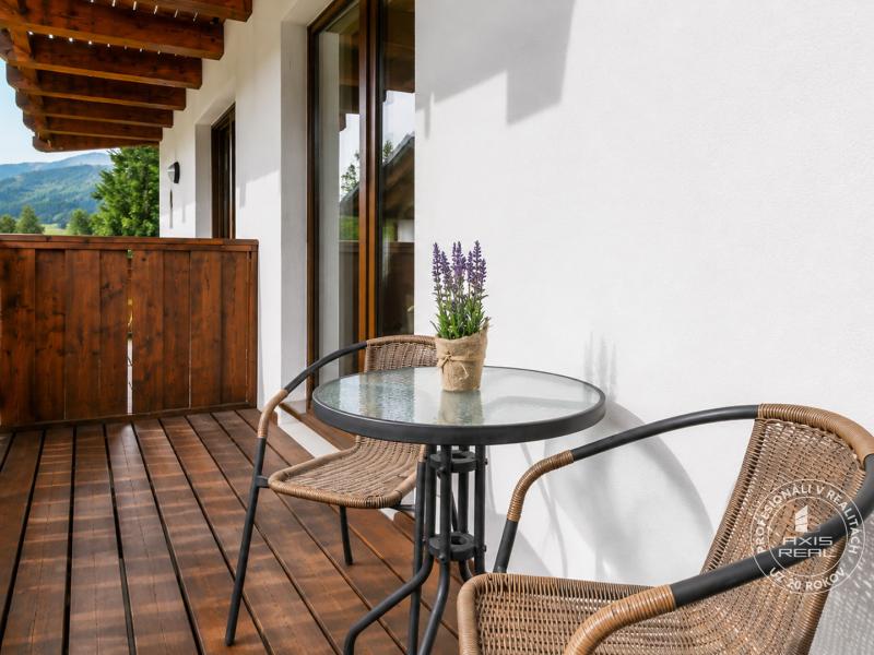  2-room apartment with a PARKING SPACE in the CHOPOK JUH 